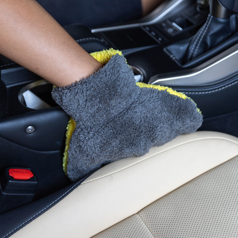 Chemical Guys The Stranger Helpful Handy Mitt Fashion